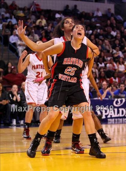 Thumbnail 3 in St. Mary's vs. Harvard-Westlake (CIF State D4 Final) photogallery.
