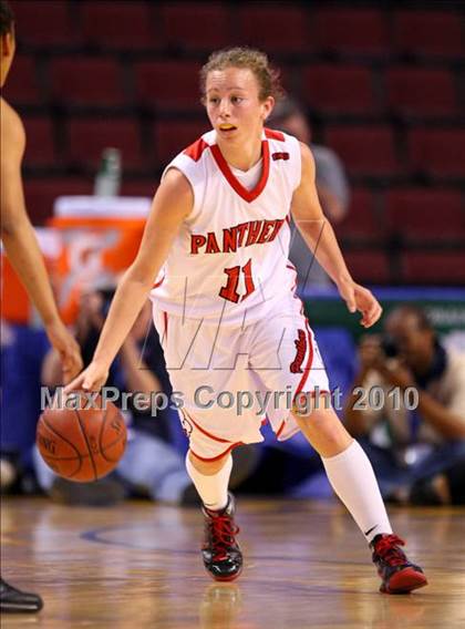 Thumbnail 3 in St. Mary's vs. Harvard-Westlake (CIF State D4 Final) photogallery.
