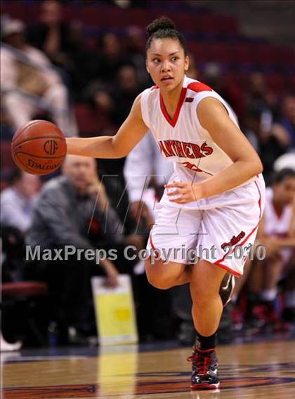 Thumbnail 1 in St. Mary's vs. Harvard-Westlake (CIF State D4 Final) photogallery.