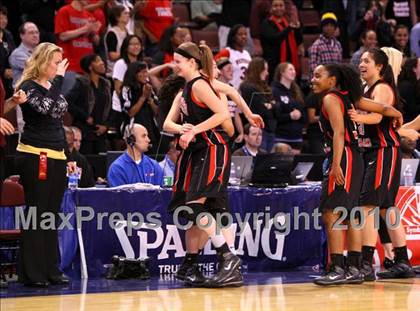 Thumbnail 3 in St. Mary's vs. Harvard-Westlake (CIF State D4 Final) photogallery.