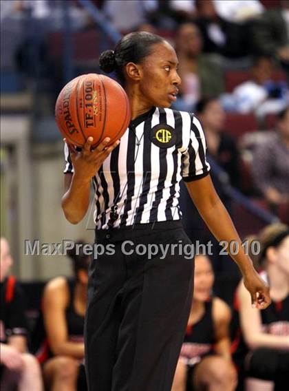 Thumbnail 3 in St. Mary's vs. Harvard-Westlake (CIF State D4 Final) photogallery.