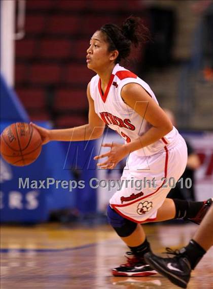 Thumbnail 2 in St. Mary's vs. Harvard-Westlake (CIF State D4 Final) photogallery.