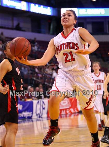 Thumbnail 1 in St. Mary's vs. Harvard-Westlake (CIF State D4 Final) photogallery.