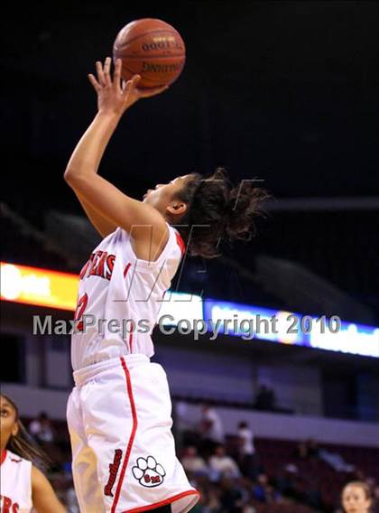 Thumbnail 3 in St. Mary's vs. Harvard-Westlake (CIF State D4 Final) photogallery.