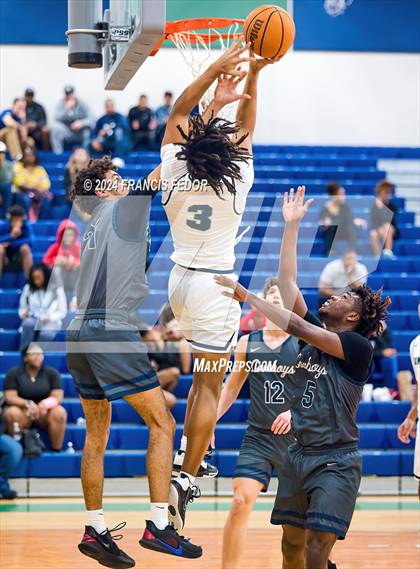 Thumbnail 1 in Gaither @ Sumner photogallery.