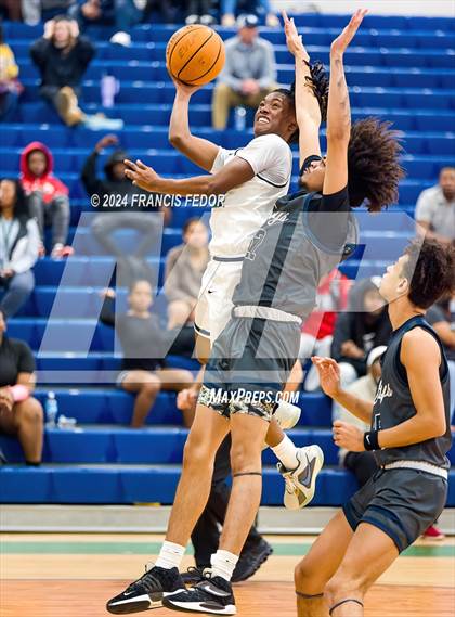 Thumbnail 2 in Gaither @ Sumner photogallery.