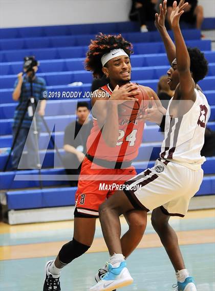 Thumbnail 3 in Summer Creek vs. Fort Bend Bush (McDonald's Texas Invitational) photogallery.