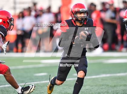 Thumbnail 2 in Cedar Hill Varsity Spring Game photogallery.