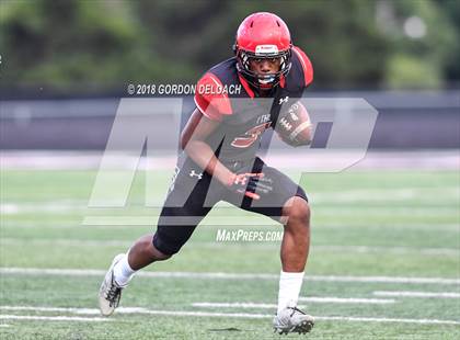 Thumbnail 2 in Cedar Hill Varsity Spring Game photogallery.