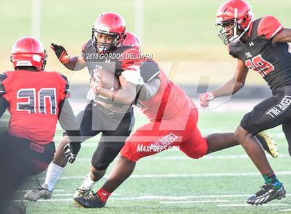 Thumbnail 3 in Cedar Hill Varsity Spring Game photogallery.