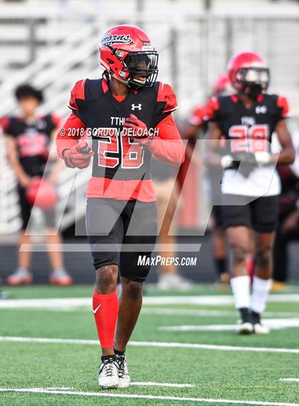 Thumbnail 3 in Cedar Hill Varsity Spring Game photogallery.