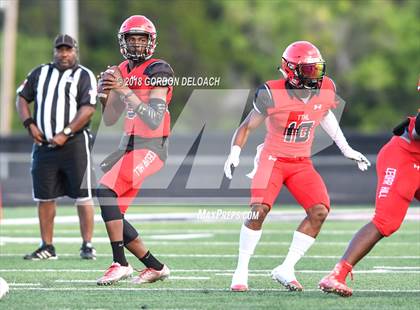 Thumbnail 2 in Cedar Hill Varsity Spring Game photogallery.