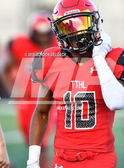 Thumbnail 2 in Cedar Hill Varsity Spring Game photogallery.