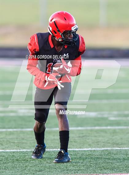 Thumbnail 2 in Cedar Hill Varsity Spring Game photogallery.