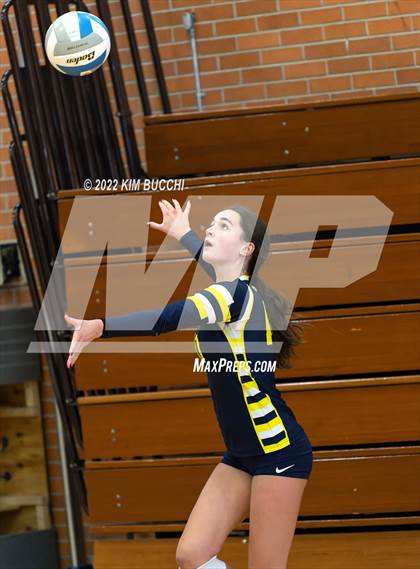 Thumbnail 3 in Utica @ Grosse Pointe South photogallery.
