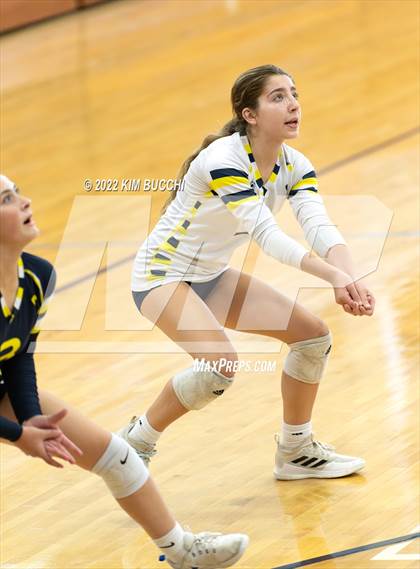 Thumbnail 2 in Utica @ Grosse Pointe South photogallery.