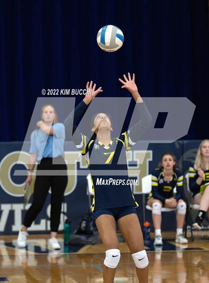 Thumbnail 2 in Utica @ Grosse Pointe South photogallery.