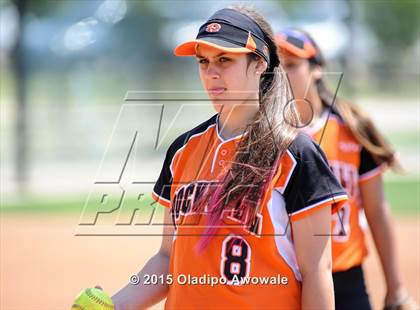 Thumbnail 1 in Ellison [C. E.] vs Rockwall (UIL 6A Region II Bi-District Playoff) photogallery.