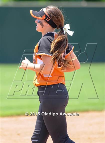 Thumbnail 3 in Ellison [C. E.] vs Rockwall (UIL 6A Region II Bi-District Playoff) photogallery.
