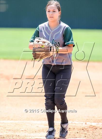 Thumbnail 3 in Ellison [C. E.] vs Rockwall (UIL 6A Region II Bi-District Playoff) photogallery.