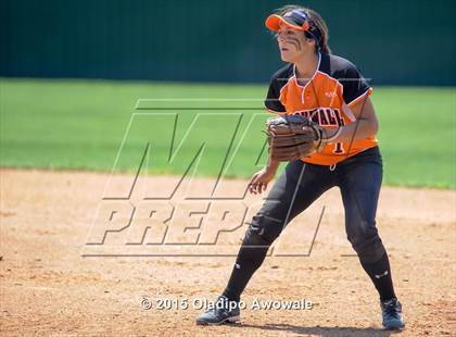 Thumbnail 1 in Ellison [C. E.] vs Rockwall (UIL 6A Region II Bi-District Playoff) photogallery.