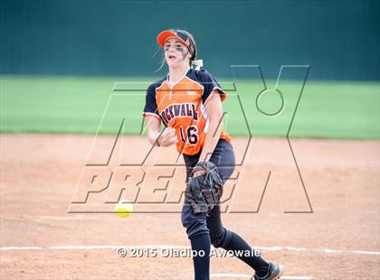 Thumbnail 2 in Ellison [C. E.] vs Rockwall (UIL 6A Region II Bi-District Playoff) photogallery.