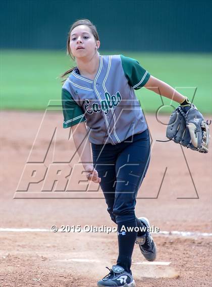 Thumbnail 2 in Ellison [C. E.] vs Rockwall (UIL 6A Region II Bi-District Playoff) photogallery.