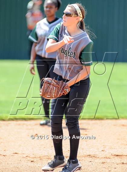 Thumbnail 1 in Ellison [C. E.] vs Rockwall (UIL 6A Region II Bi-District Playoff) photogallery.