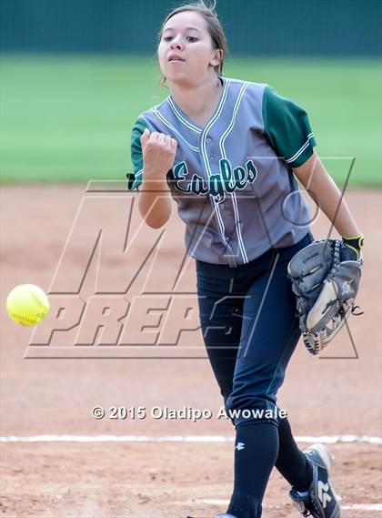 Thumbnail 3 in Ellison [C. E.] vs Rockwall (UIL 6A Region II Bi-District Playoff) photogallery.