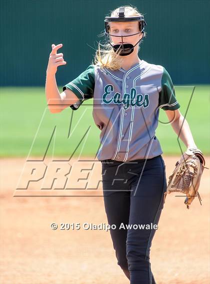 Thumbnail 3 in Ellison [C. E.] vs Rockwall (UIL 6A Region II Bi-District Playoff) photogallery.