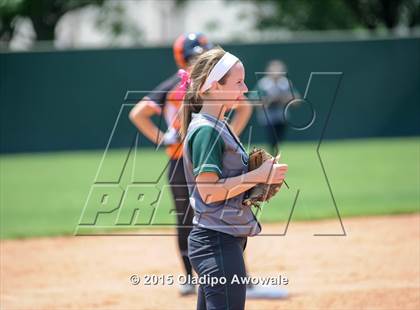 Thumbnail 2 in Ellison [C. E.] vs Rockwall (UIL 6A Region II Bi-District Playoff) photogallery.
