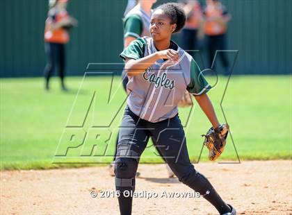 Thumbnail 3 in Ellison [C. E.] vs Rockwall (UIL 6A Region II Bi-District Playoff) photogallery.