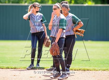 Thumbnail 2 in Ellison [C. E.] vs Rockwall (UIL 6A Region II Bi-District Playoff) photogallery.