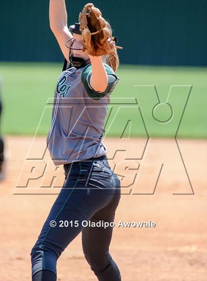 Thumbnail 2 in Ellison [C. E.] vs Rockwall (UIL 6A Region II Bi-District Playoff) photogallery.