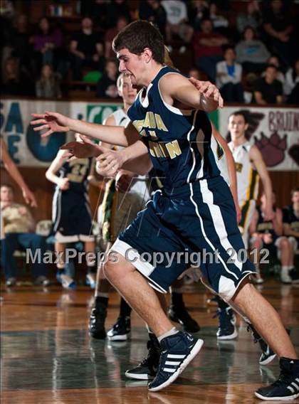 Thumbnail 3 in Nevada Union vs Placer (Kendall Arnett) photogallery.
