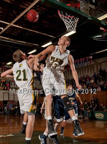 Thumbnail 1 in Nevada Union vs Placer (Kendall Arnett) photogallery.