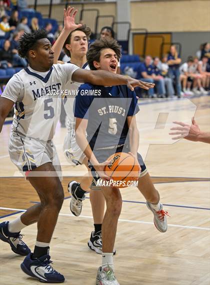 Thumbnail 2 in Marist vs Saint Pius X photogallery.