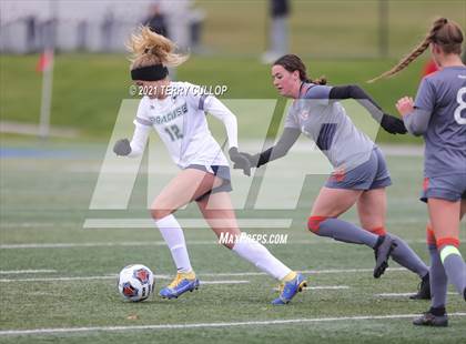 Thumbnail 3 in Syracuse vs. Skyridge (UHSAA 6A Semifinal) photogallery.