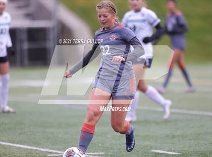 Thumbnail 3 in Syracuse vs. Skyridge (UHSAA 6A Semifinal) photogallery.