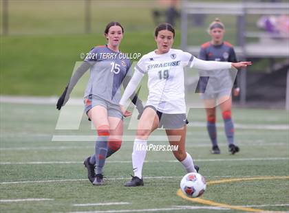 Thumbnail 3 in Syracuse vs. Skyridge (UHSAA 6A Semifinal) photogallery.