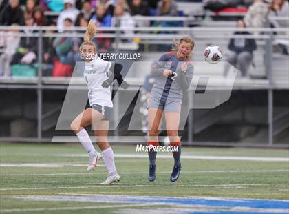 Thumbnail 1 in Syracuse vs. Skyridge (UHSAA 6A Semifinal) photogallery.