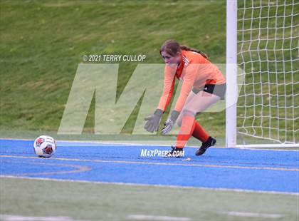 Thumbnail 3 in Syracuse vs. Skyridge (UHSAA 6A Semifinal) photogallery.