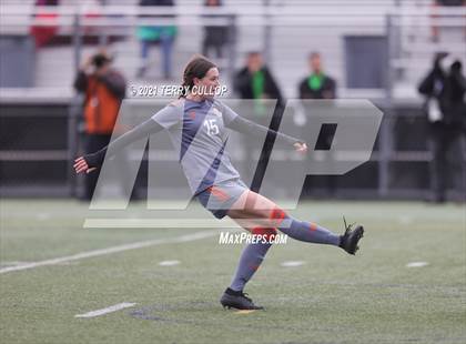 Thumbnail 1 in Syracuse vs. Skyridge (UHSAA 6A Semifinal) photogallery.