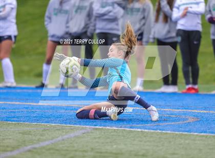 Thumbnail 2 in Syracuse vs. Skyridge (UHSAA 6A Semifinal) photogallery.