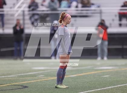 Thumbnail 1 in Syracuse vs. Skyridge (UHSAA 6A Semifinal) photogallery.