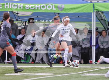 Thumbnail 1 in Syracuse vs. Skyridge (UHSAA 6A Semifinal) photogallery.