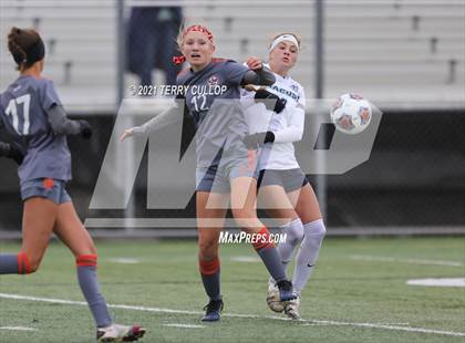 Thumbnail 2 in Syracuse vs. Skyridge (UHSAA 6A Semifinal) photogallery.