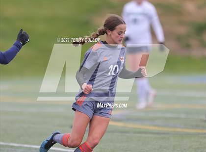 Thumbnail 1 in Syracuse vs. Skyridge (UHSAA 6A Semifinal) photogallery.