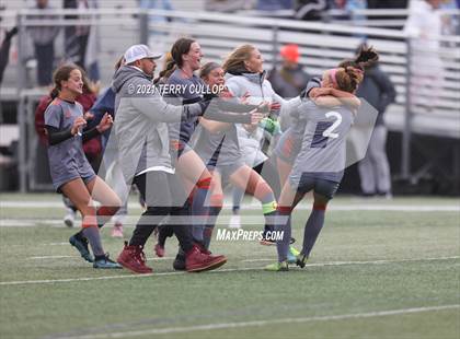 Thumbnail 3 in Syracuse vs. Skyridge (UHSAA 6A Semifinal) photogallery.