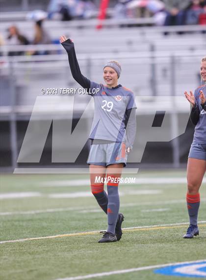 Thumbnail 3 in Syracuse vs. Skyridge (UHSAA 6A Semifinal) photogallery.